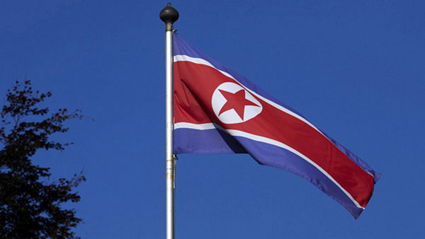 북한 "종전선언 시기상조‥미국 대북 적대정책 철회가 최우선"