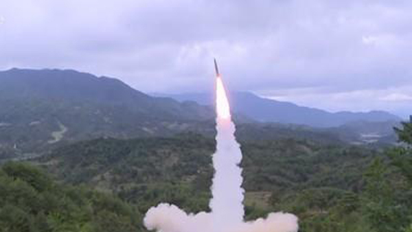 문 대통령 "北 미사일·담화 분석해 대응 방안 마련"‥NSC 긴급회의 개최