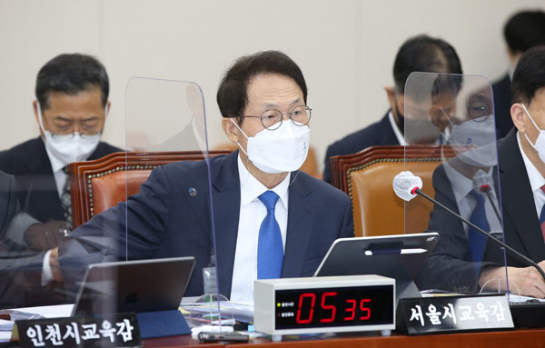 민주 "김건희, 대학 강의 위해 경력 허위 제출"