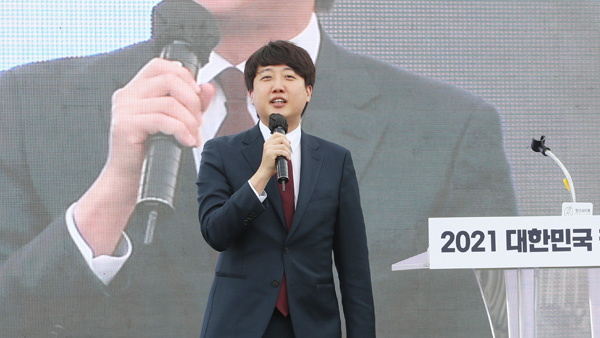 이준석 "홍준표 선대위 모시기, 사실 큰 의미 없다" 