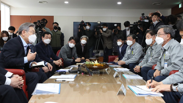 대우조선소 찾은 이재명 "구조조정 우려 막아야‥문제는 불신"
