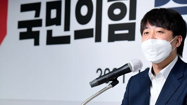 이준석 측 "금일 이후 모든 일정 취소"‥당대표 사퇴 시사?