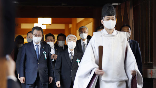 외교부, 일본 의원 야스쿠니 집단 참배에 "깊은 우려와 유감"