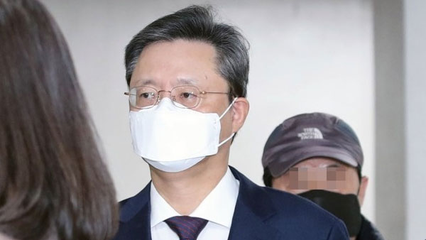 우병우 전 수석 2심서 징역 1년… '국정농단 묵인' 무죄