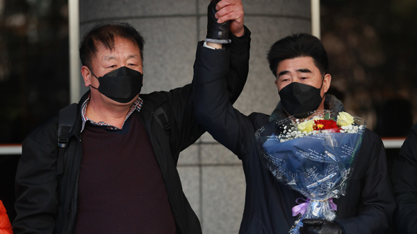 '낙동강변 살인사건' 31년 만에 재심서 무죄