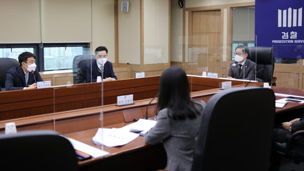 박범계 법무장관, 오늘 광주고검·지검 방문…일선 검사들 만난다