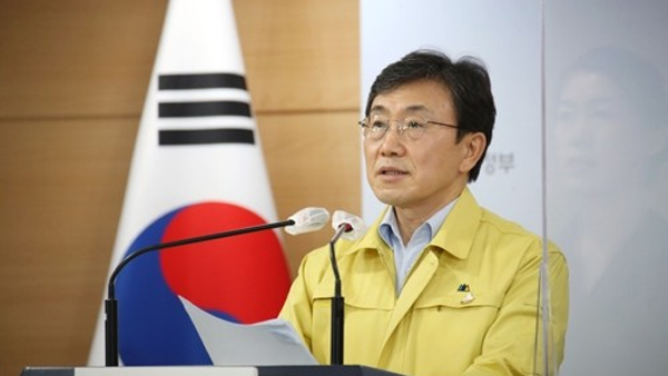 정부 "감염 사례 다수 시설에 현장 점검 강화…집합금지·운영제한 검토"