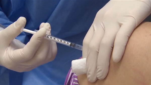 국내 코로나19 백신 접종자 하루 25만명 돌파…하루 최다