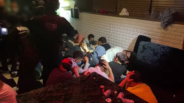 새벽 주점서 '마약 환각 파티'…외국인 34명 검거