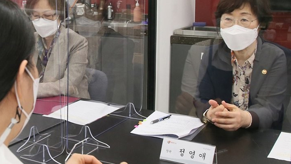 정영애 여가부 장관 "한부모 지원 예산·법안 통과에 최선"