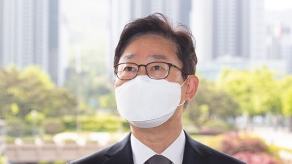 박범계, '이성윤 거취'에 "재판과 직무배제·징계는 별개 절차"