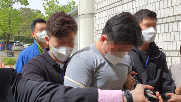 '택시기사 무차별 폭행' 20대…'중상해·운전중 폭행·시민 폭행' 혐의까지 추가