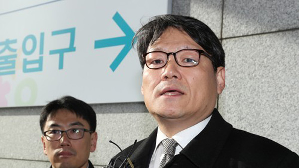 검찰, '김학의 사건' 靑 이광철 비서관 기소 방침…대검에 보고