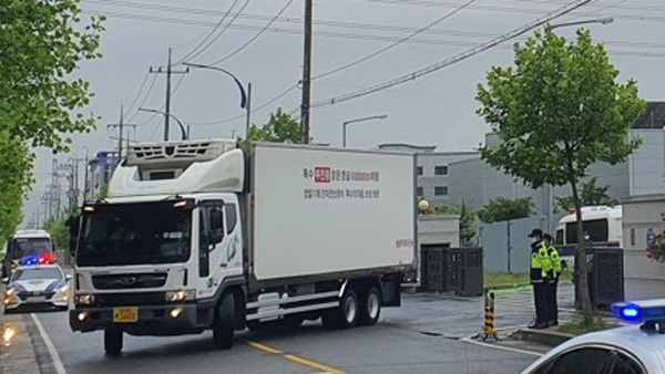 오늘 오전 AZ 백신 82만8천회분 안동공장서 추가 출하