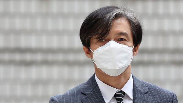 조국 재판 이번주 6개월만에 재개…정경심과 동반 법정출석