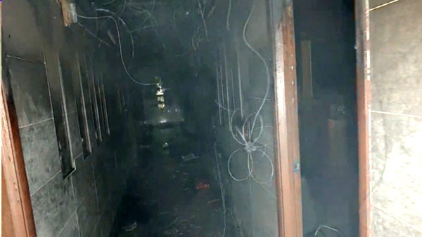 강북구 지하 노래방에서 불…1명 경상·10명 대피