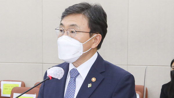 권덕철 "노바백스 물량 차질 발생해도 3분기 물량 충분"