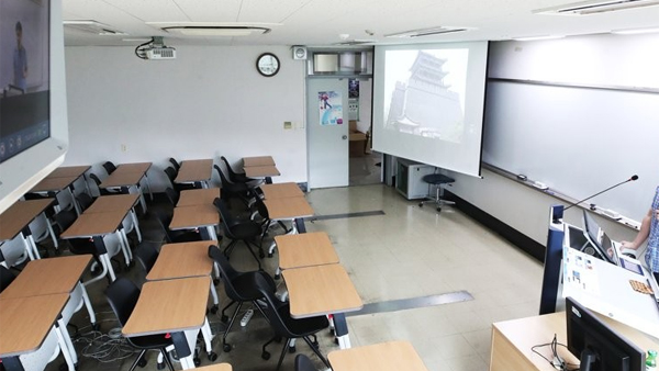 작년 일반대서 1천2백만명 원격수업 수강…전년보다 10배 증가