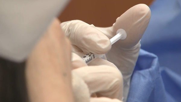 고3 백신접종 19일부터…"주사 후 3시간 이상 몸 상태 살펴야"