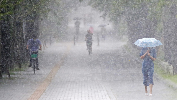 [날씨] 서울 전역에 폭염경보…곳곳 또 강한 소나기도