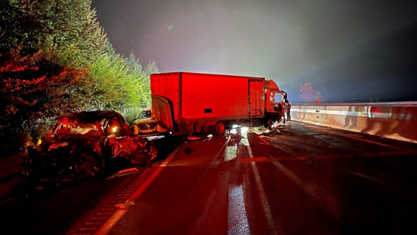 평택제천고속도로 금광 3터널 입구에서 7중 추돌…2명 숨져