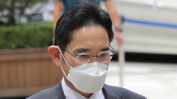 이재용 '프로포폴 불법투약' 첫 공판, 10월로 연기