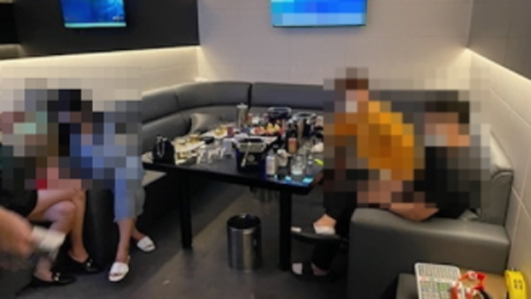 부산 밤새 영업 노래주점 적발 29명 검거‥수배자도 포함