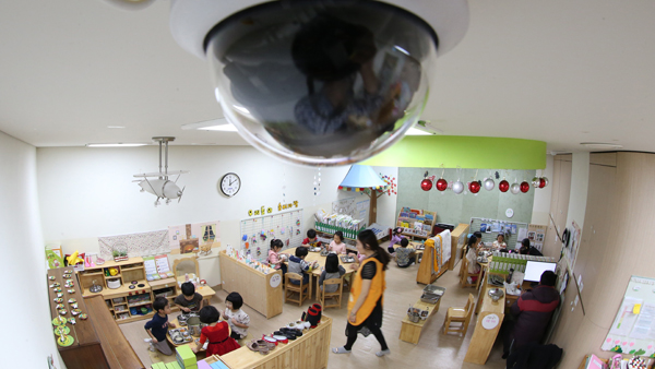 어린이집 CCTV 10개 중 8개는 '노후'‥설치 후 5년 지나