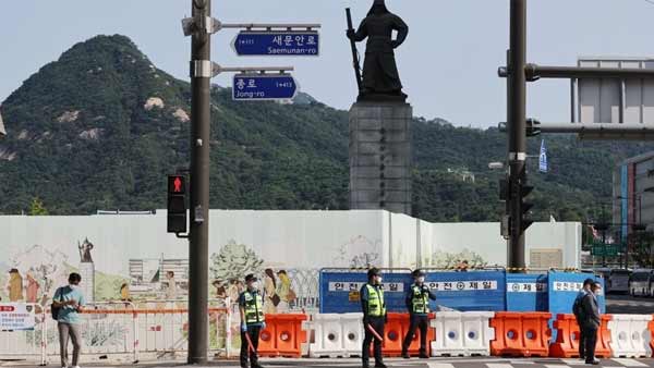 '일상회복' 맞아 서울광장·광화문광장·청계광장 사용제한도 해제