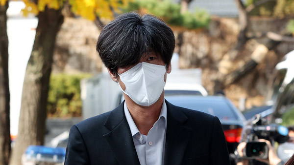 ëŒ€ìž¥ë™ 4ì¸ë°© ë‚¨ìš± ë³€í˜¸ì‚¬ êµ¬ì†ì˜ìž¥ì‹¬ì‚¬ ìœ„í•´ ë²•ì› ì¶œì„