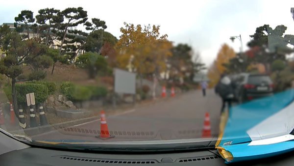 [영상M] 지각한 수능 수험생 경찰 수송현장‥"20분 거리 7분 만에"