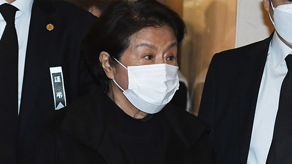 故 전두환 부인 이순자 "고통받은 분들께 남편 대신 사죄"