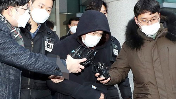 중년 여성·공범 살해 권재찬 구속기간 연장
