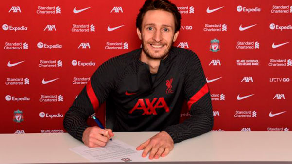 리버풀, 수비수 줄부상에 데이비스 · 카박 영입