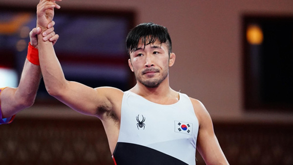 레슬링 류한수, 올림픽 출전권 획득…김현우는 충격의 탈락
