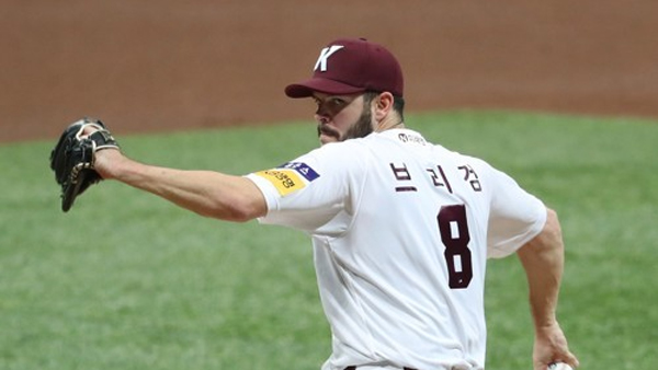 키움, 2경기 만에 스미스 퇴출…대만서 뛰는 브리검 재영입