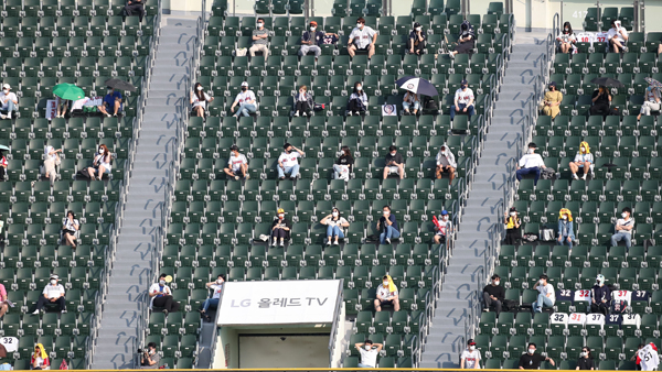 프로야구 두산 2명·NC 1명 확진자 추가…잠실·고척·광주 경기 취소