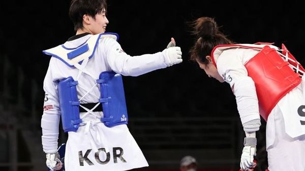 영상 태권도 이다빈, 여자 67kg 초과급 은메달
