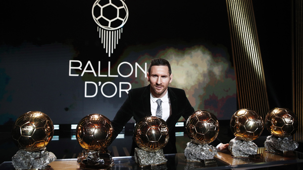 메시, 발롱도르 역대 최다 수상 기록 7회로 늘려