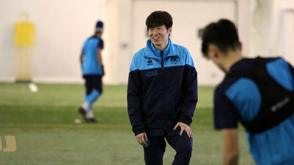 박지성, 지도자 수업 받으러 8년 만에 QPR 복귀