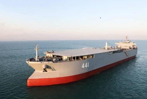한국 배 나포한 이란, 신형 함정 동원해 대규모 해상훈련