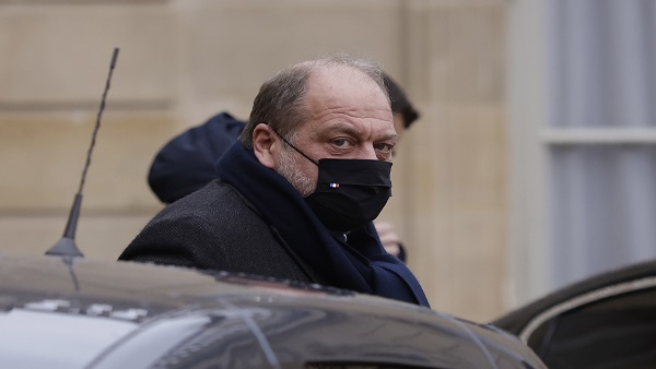 프랑스 법무장관, 사익위해 공권력 남용 의혹으로 수사받는다