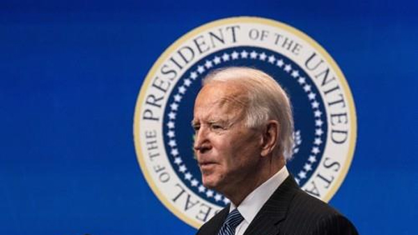 바이든 "여름까지 코로나 집단면역의 길에 있을 거라 확신"