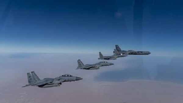 미 전략폭격기 B-52, 바이든 취임 후 첫 중동 출격