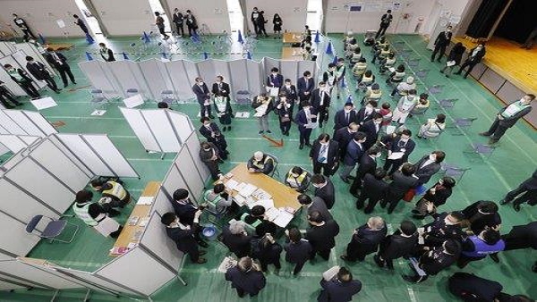 "약효 떨어질라"…日, 냉장 화이자백신 오토바이 운송 금지