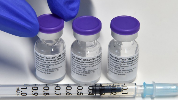 영국도 백신 여권 도입?…외무장관 "국내용 검토 중"