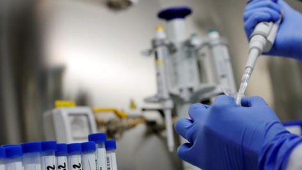 미국서 자생 변이 코로나19 발견…백신 차단막 약화 우려