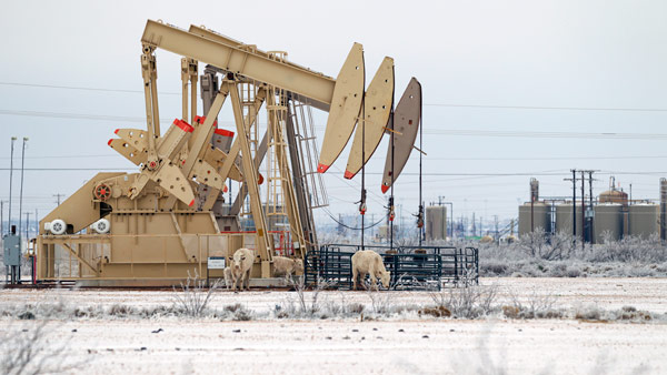 기록적 한파에 미국 석유·정제유 생산 중단…에너지산업 대란