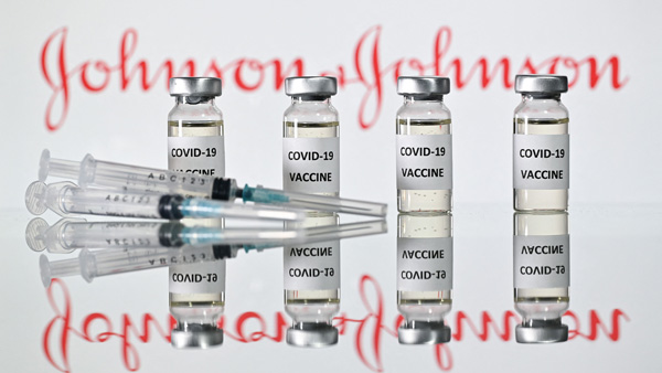 미 FDA 자문기구, 존슨앤드존슨 백신에 긴급사용 승인 권고해
