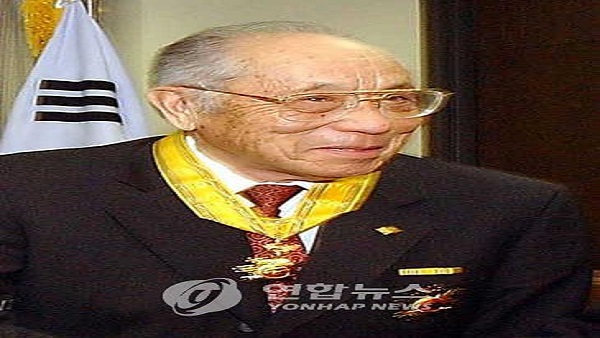 미 의회, '미국의 영웅' 한국계 故 김영옥 대령에 금메달 수여 추진